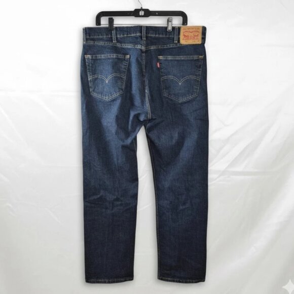 Levi's 505  Men's 38 X 30 Regular Fit Denim Jeans - Picture 2 of 6